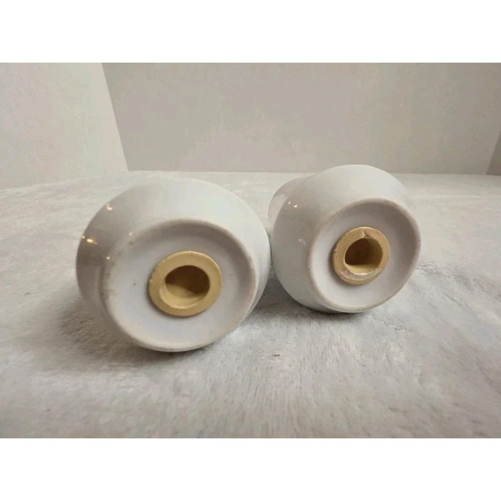 White Salt and‎ Pepper Shakers Shaker Set with Berries and Leafs ~ Gold Trim